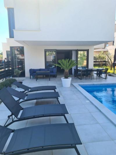 Image No.2-3 Bed Property for sale