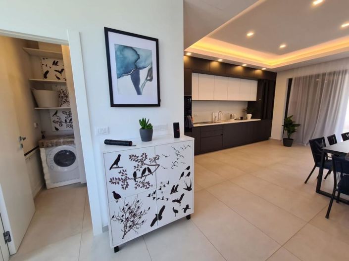 Image No.9-3 Bed Property for sale