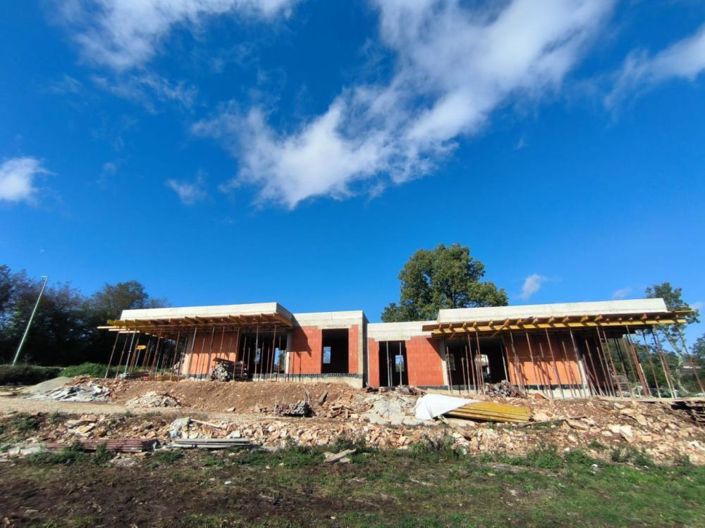 Image No.4-4 Bed Property for sale