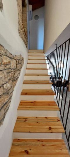 Image No.19-3 Bed Property for sale