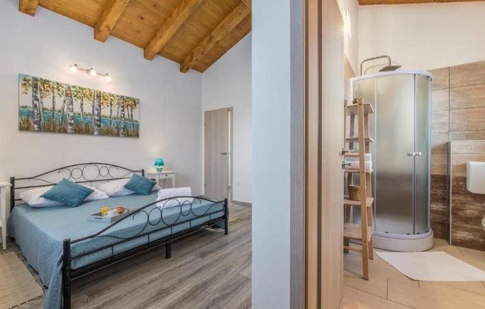 Image No.21-3 Bed Property for sale