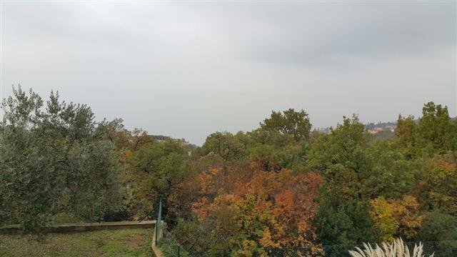 Image No.10-7 Bed Property for sale