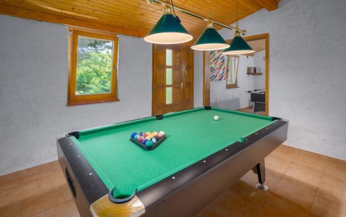 Image No.18-4 Bed Property for sale