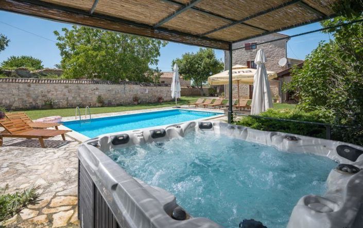 Image No.3-4 Bed Property for sale