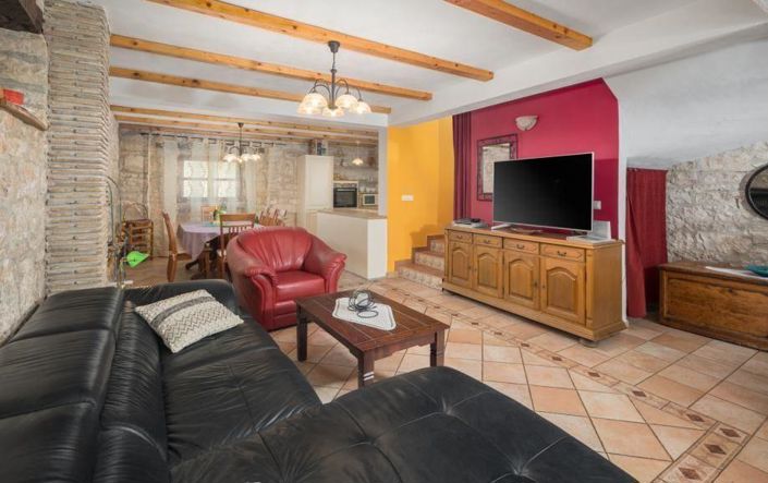 Image No.5-4 Bed Property for sale