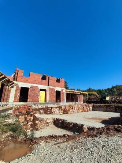 Image No.5-3 Bed Property for sale