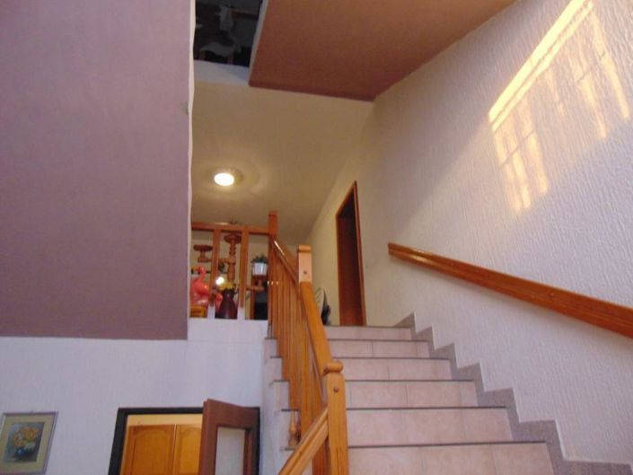 Image No.9-7 Bed Property for sale