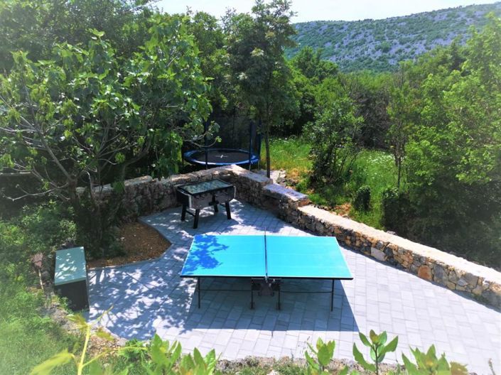 Image No.5-9 Bed Property for sale