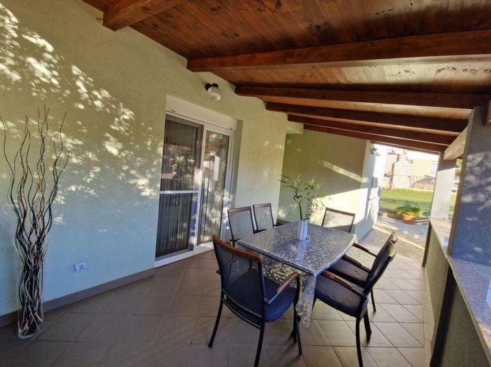 Image No.20-5 Bed Property for sale