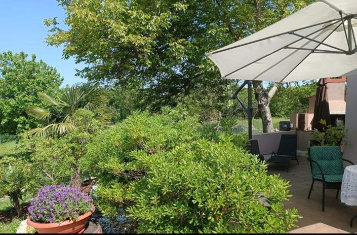 Image No.9-2 Bed Property for sale