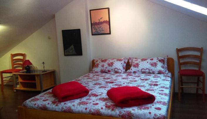 Image No.16-4 Bed Property for sale