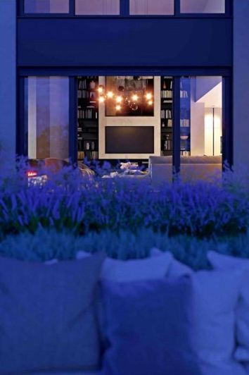 Image No.10-4 Bed Property for sale