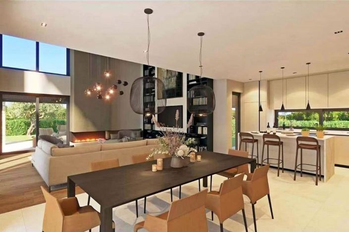 Image No.7-4 Bed Property for sale