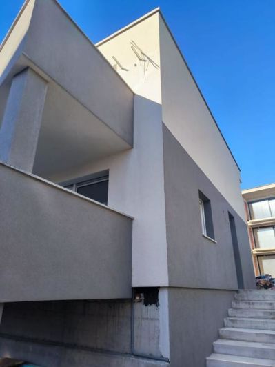 Image No.7-3 Bed Property for sale