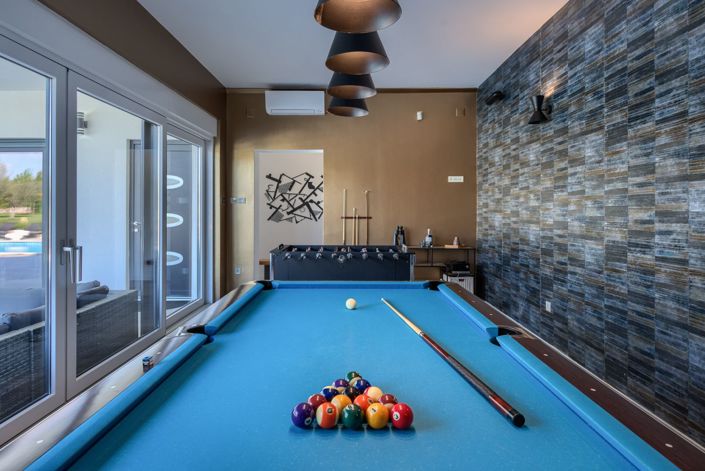 Image No.21-5 Bed Property for sale