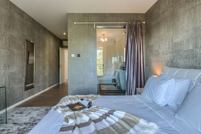 Image No.5-5 Bed Property for sale