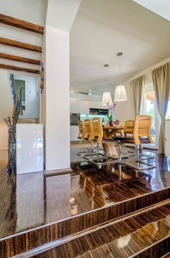 Image No.14-4 Bed Property for sale