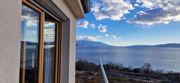 Image No.5-3 Bed Property for sale