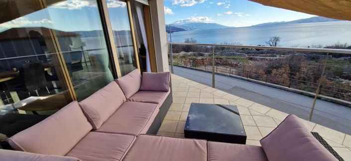 Image No.6-3 Bed Property for sale