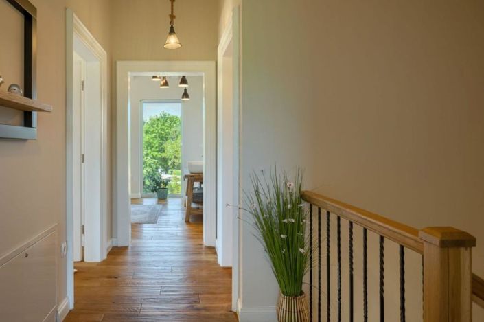 Image No.13-4 Bed Property for sale