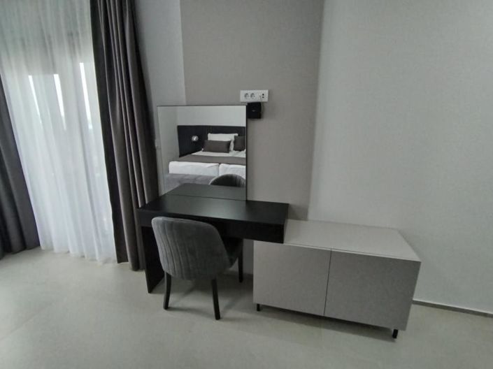 Image No.16-18 Bed Property for sale