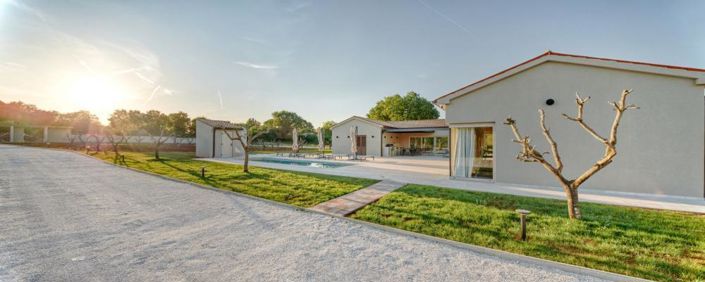 Image No.1-3 Bed Property for sale