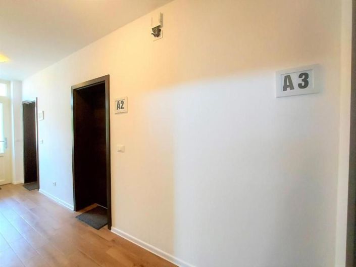 Image No.22-7 Bed Property for sale