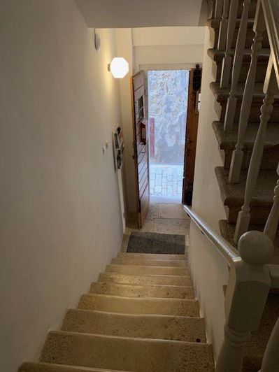 Image No.10-5 Bed Property for sale