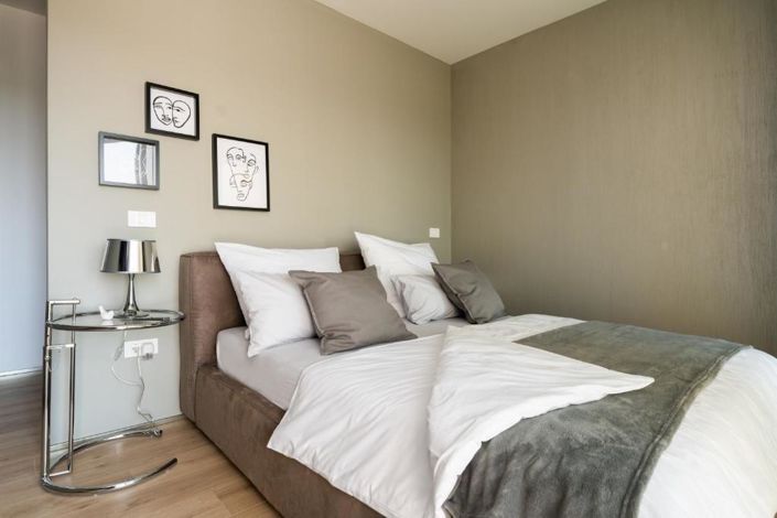 Image No.17-3 Bed Property for sale