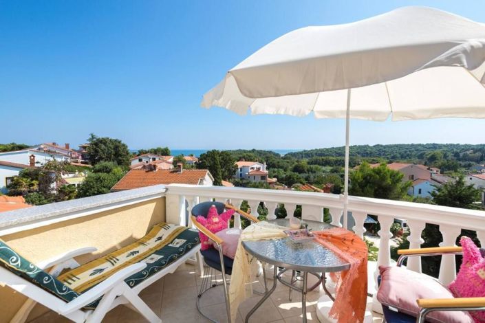 Image No.2-4 Bed Property for sale