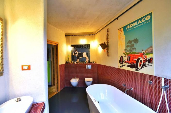 Image No.11-2 Bed Property for sale