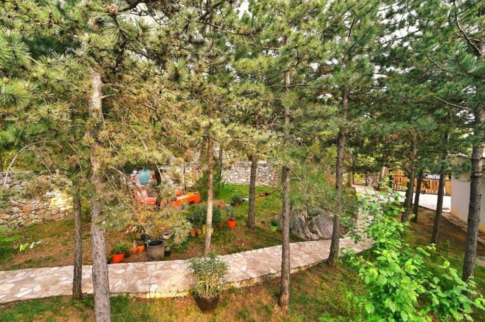 Image No.19-2 Bed Property for sale