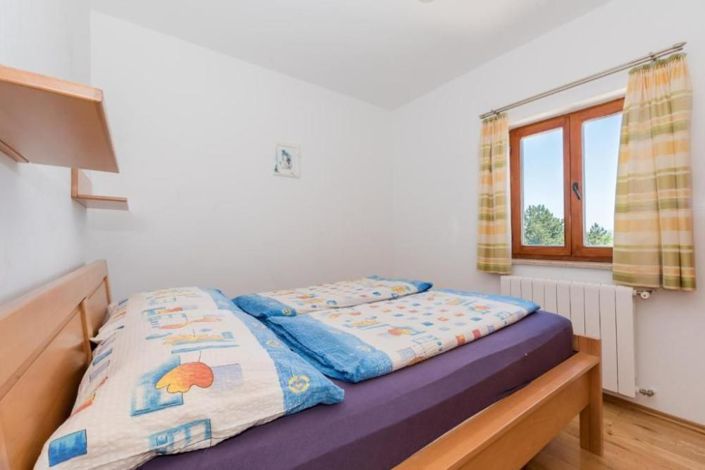 Image No.15-4 Bed Property for sale