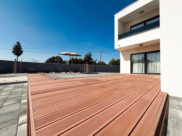 Image No.22-3 Bed Property for sale