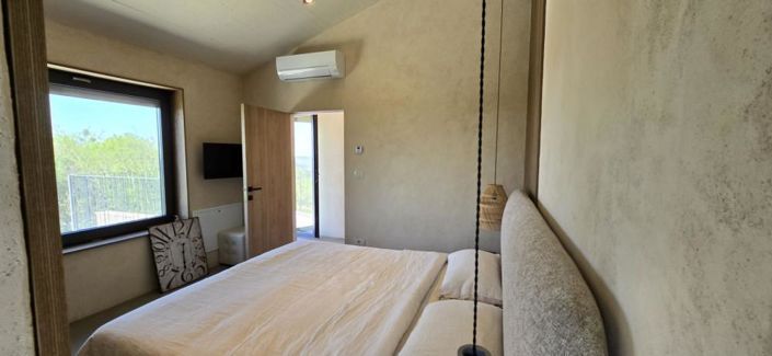 Image No.22-2 Bed Property for sale