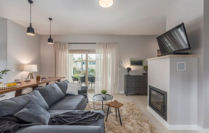 Image No.13-3 Bed Property for sale