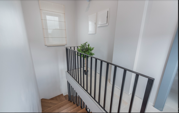 Image No.18-3 Bed Property for sale