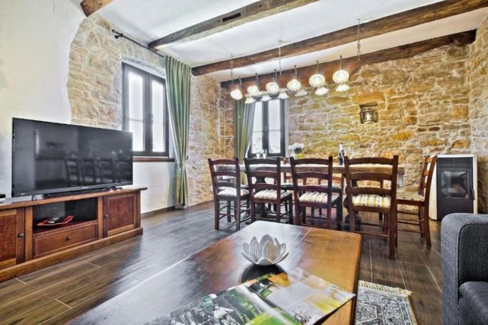 Image No.13-4 Bed Property for sale