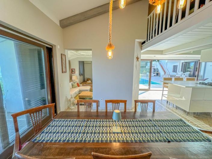 Image No.17-5 Bed Property for sale