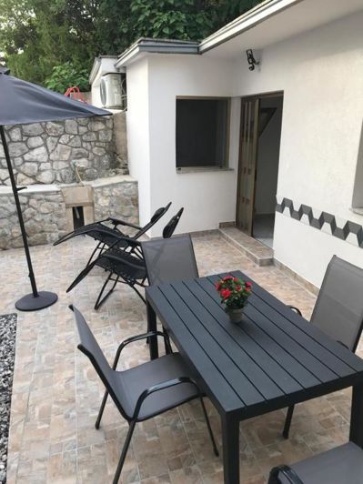 Image No.11-5 Bed Property for sale