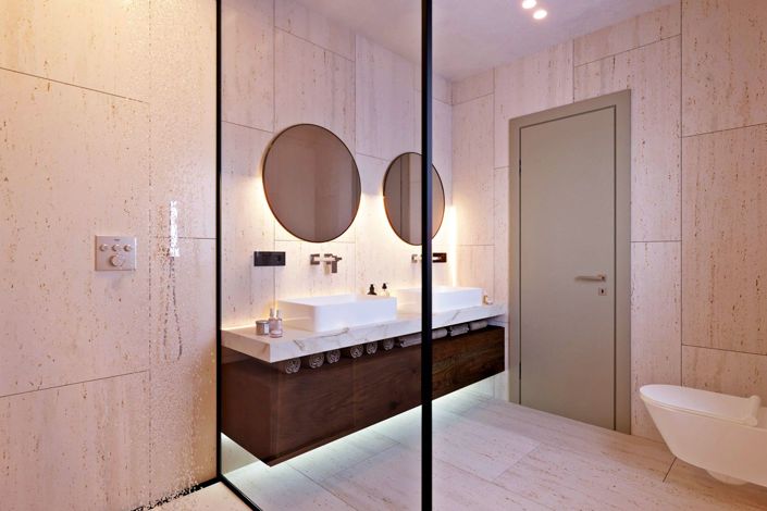 Image No.12-4 Bed Property for sale