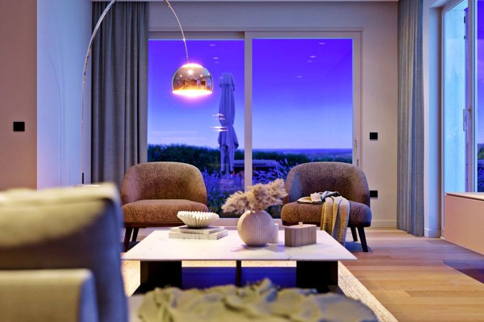 Image No.4-4 Bed Property for sale