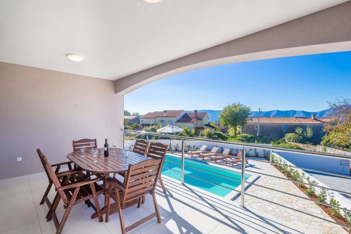 Image No.5-4 Bed Property for sale