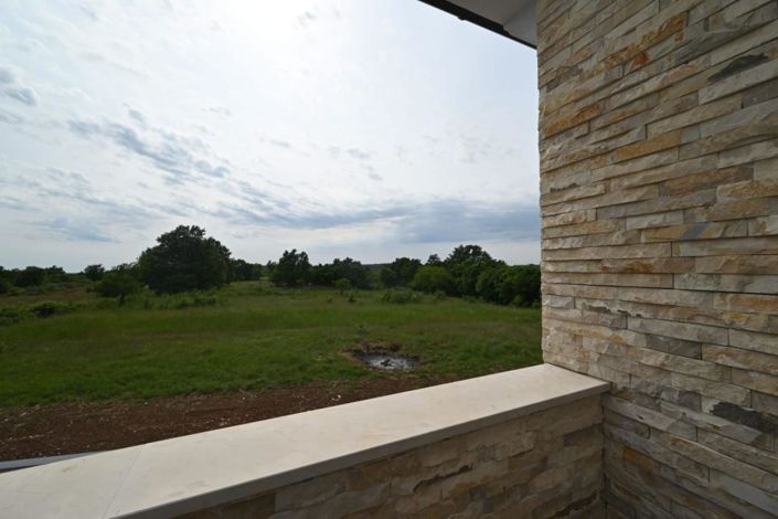 Image No.6-5 Bed Property for sale