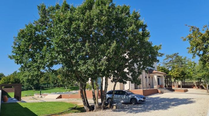 Image No.6-3 Bed Property for sale