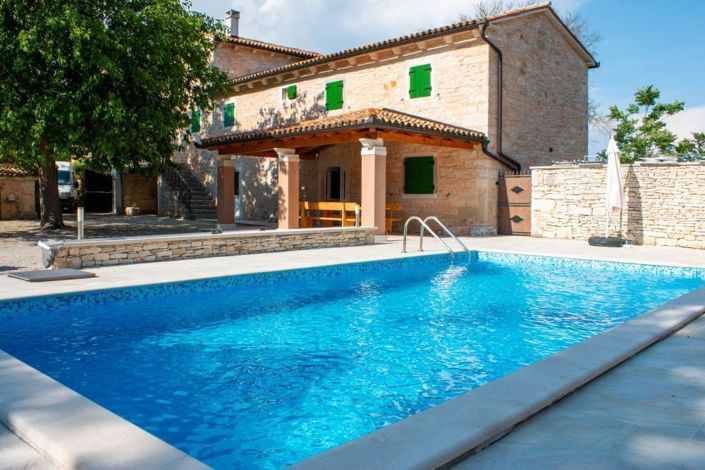 Image No.1-3 Bed Property for sale