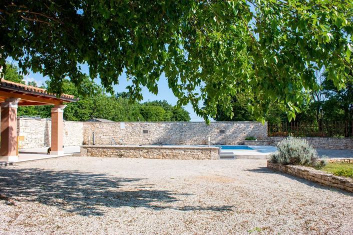 Image No.9-3 Bed Property for sale