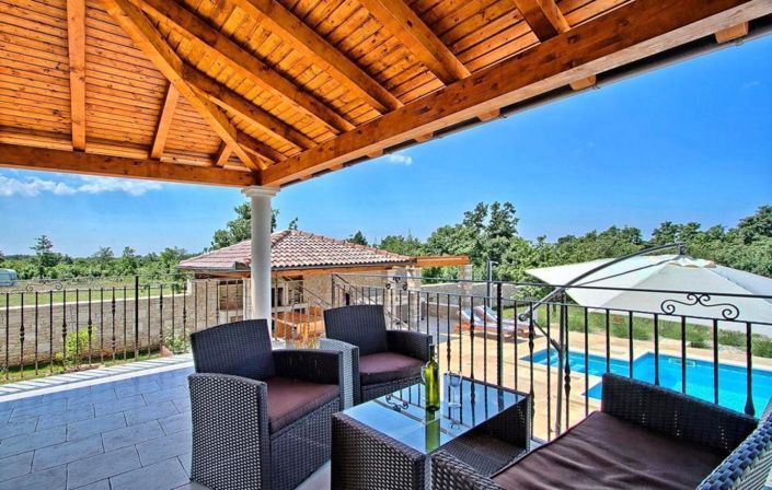 Image No.11-4 Bed Property for sale