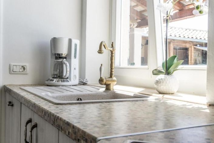 Image No.20-3 Bed Property for sale