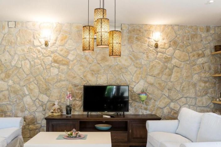 Image No.24-3 Bed Property for sale